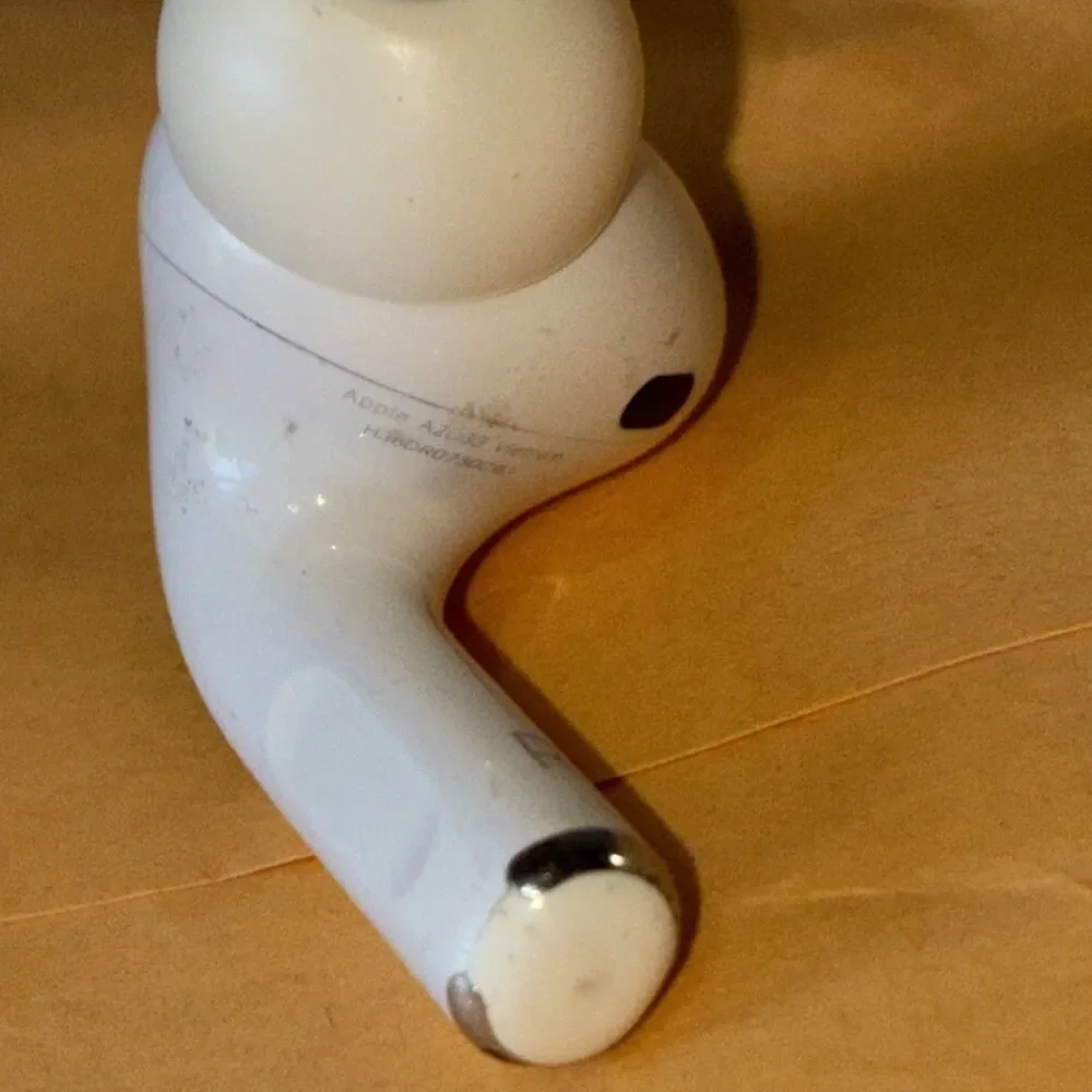 Apple AirPod Pro Replacement Only Right Side OEM Tested Works A2083